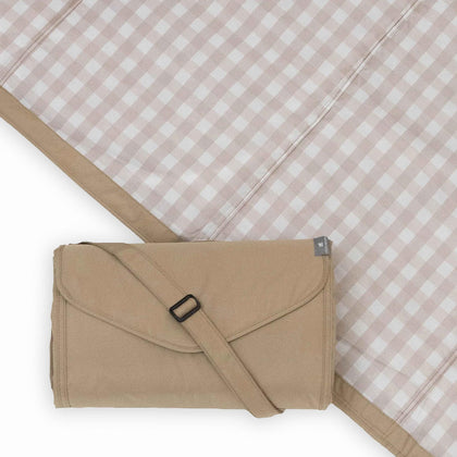 Little Unicorn XL picnic blanket in beige buffalo check for family outings.