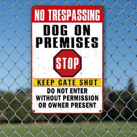 Liukliut dog sign fits garden, garage, or farm entryways.