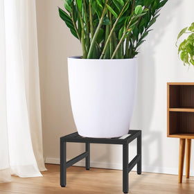 LLAXERGU wrought iron pedestal stand highlights weather resistance and stability