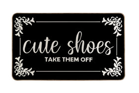 LMABBAQA doormat linen cotton surface closeup highlights soft feel and quick clean features