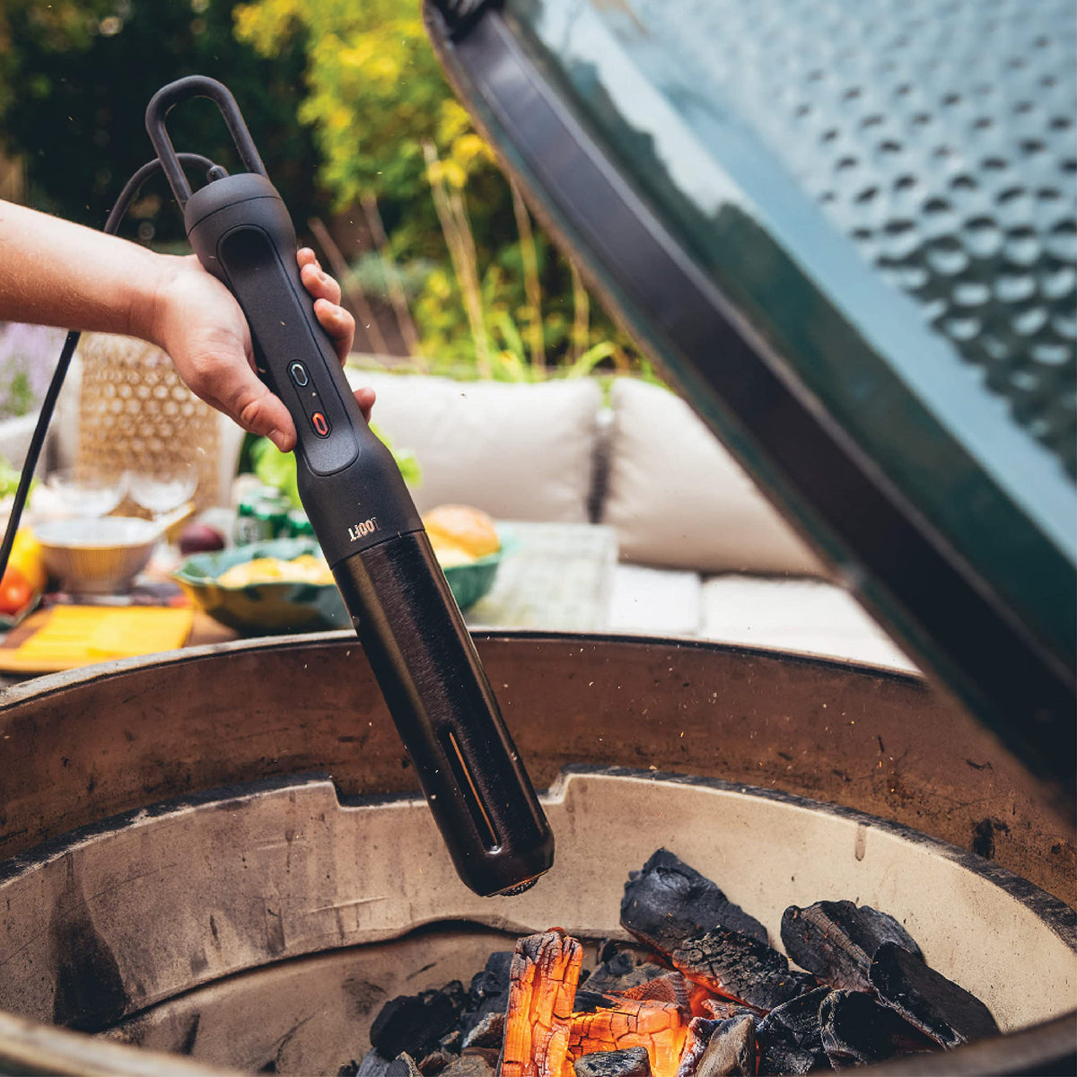 Looftlighter Pro HyperBoost airflow enhances ignition for even lighting.
