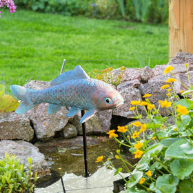 Lovely Ran gift-ready koi statue suitable for gardeners and housewarmings
