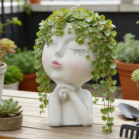 LovTocTic face planter makes a cute gift idea for plant lovers