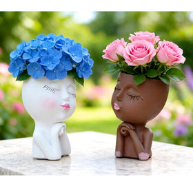 LovTocTic face planter complements home decor with playful character