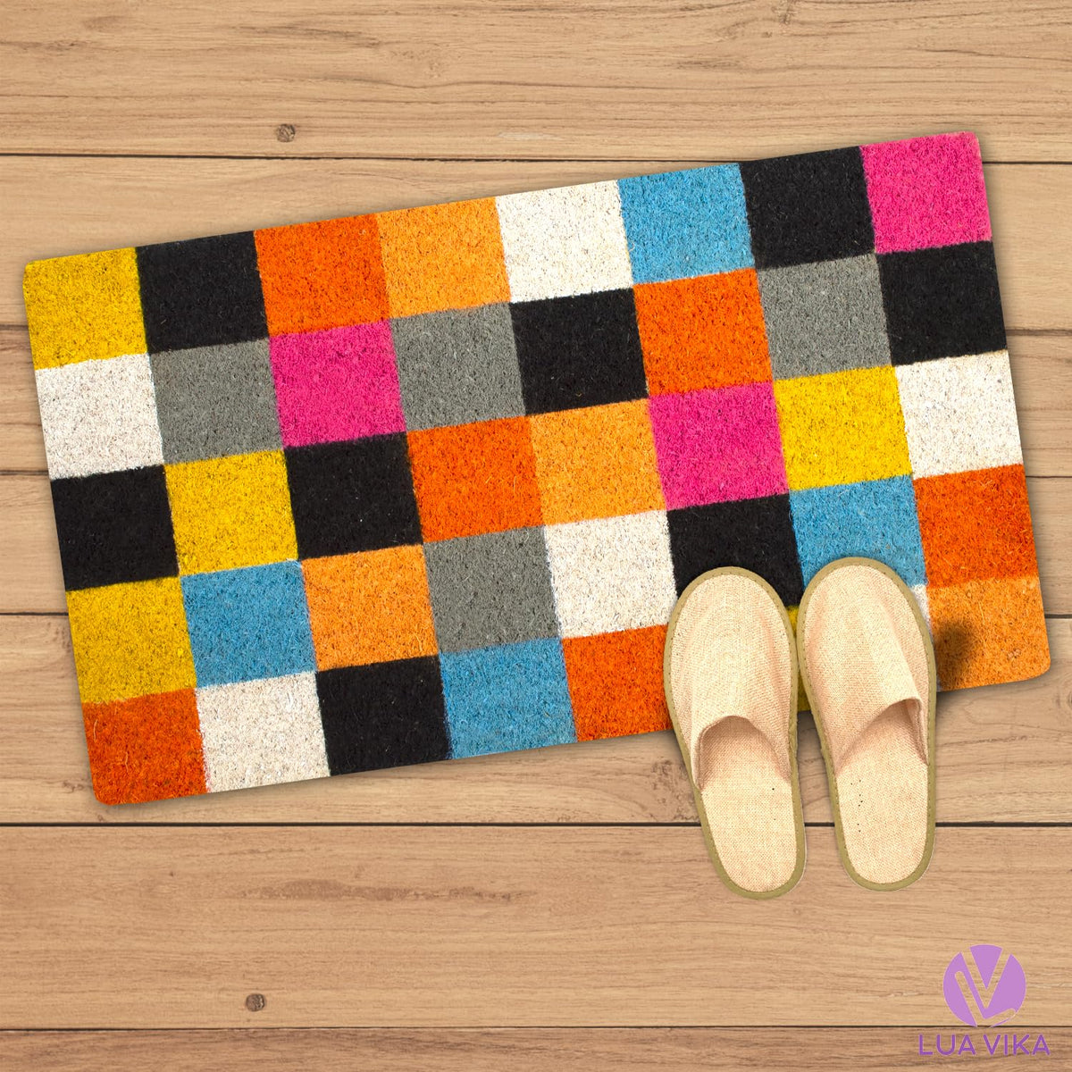 LUA VIKA coir door mat helps trap moisture before it spreads.