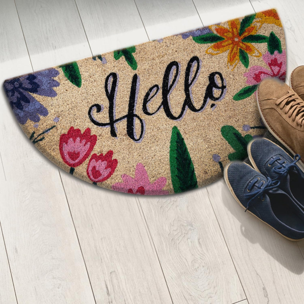 LUA VIKA easy-clean coir doormat shakes out dirt quickly.