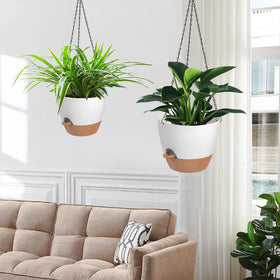 Lucieblessdesign sturdy chain hanging basket provides reliable support.