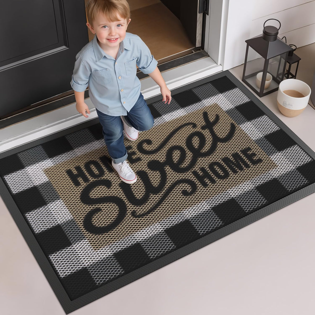 LUMI door mat provides a non-slip surface in high-traffic areas.