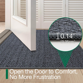 LUMI Pet-Friendly door mat, durable and resistant to claws, hair, and dirt.