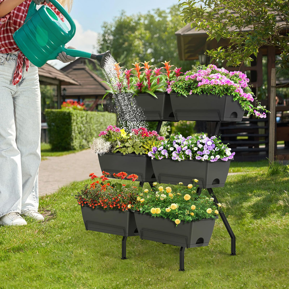 Luplom smart drainage with removable trays maintains soil moisture across levels