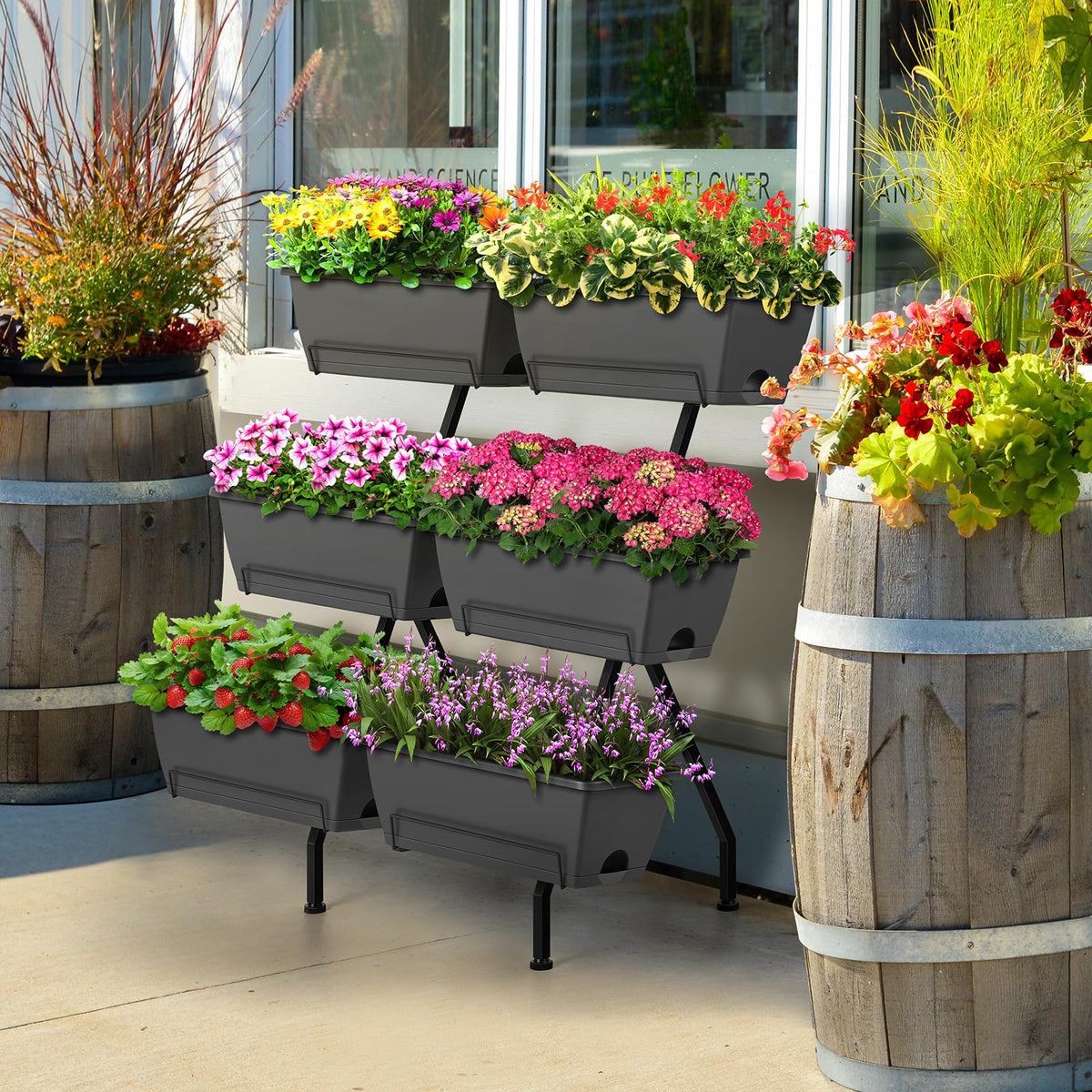 Luplom stand with legs provides stable elevated gardening height
