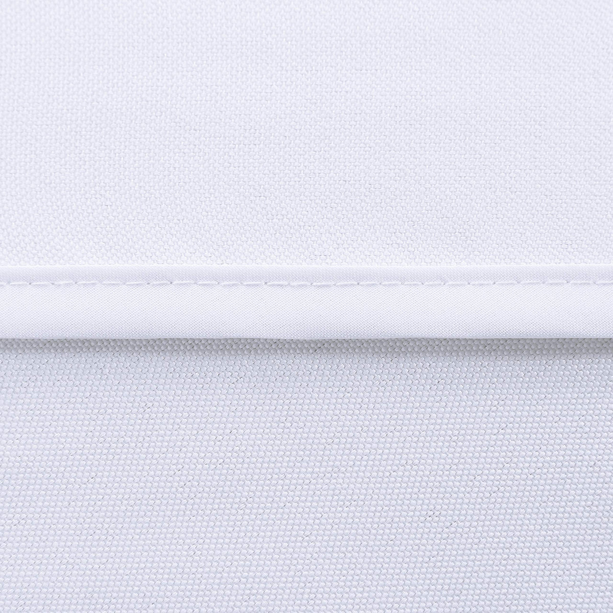 LUSHVIDA machine-washable tablecloth for repeated outdoor use