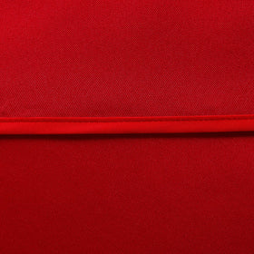 LUSHVIDA washable polyester tablecloth stays wrinkle-free after washing.