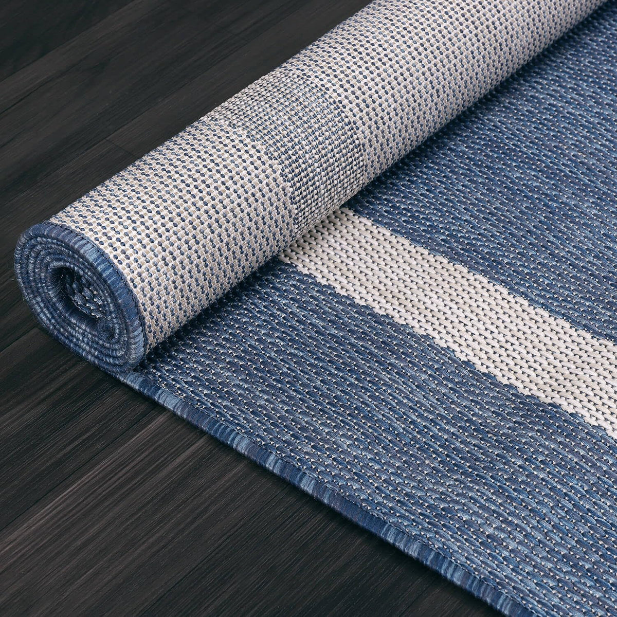 Luul Home 8x10 rug suitable for indoor and outdoor areas with easy maintenance