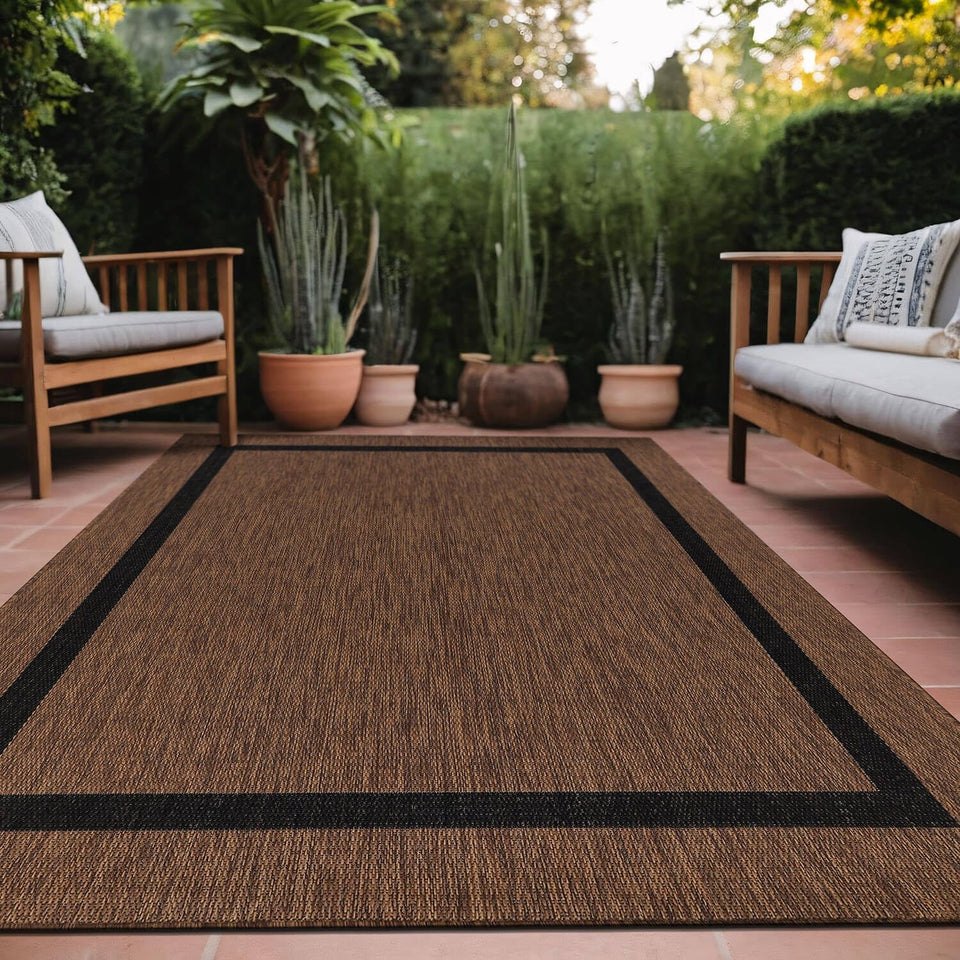 Luul Home bordered outdoor rug 8x10 front view shows durable, weather-ready design.