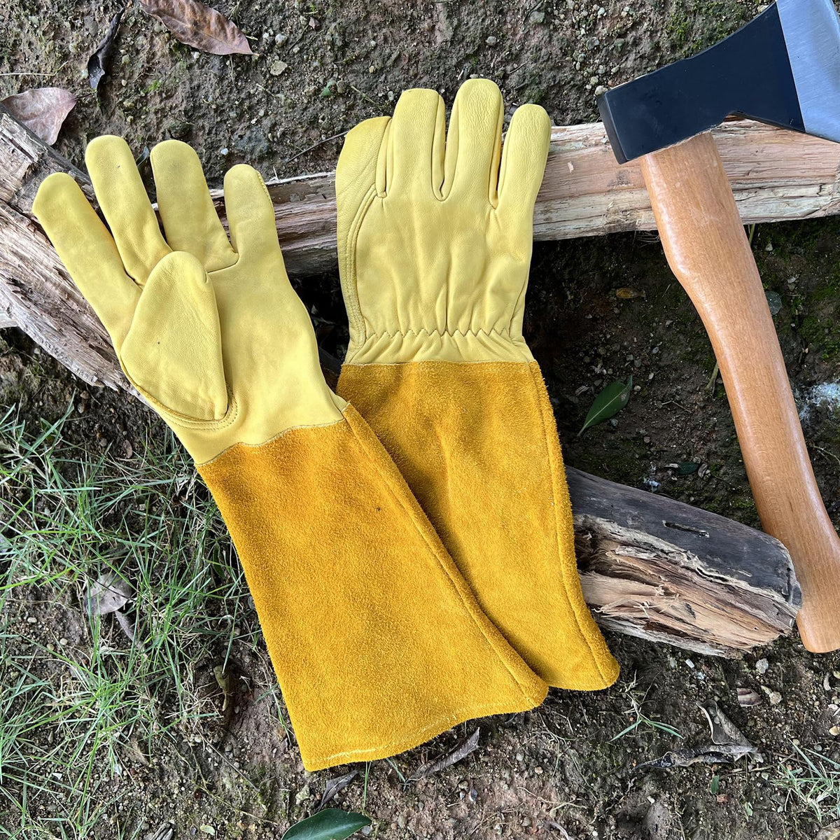 luvaswel thorn-proof gloves cactus handling close-up shows puncture resistance