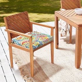 Cushions secured with ties on dining chairs for stable seating