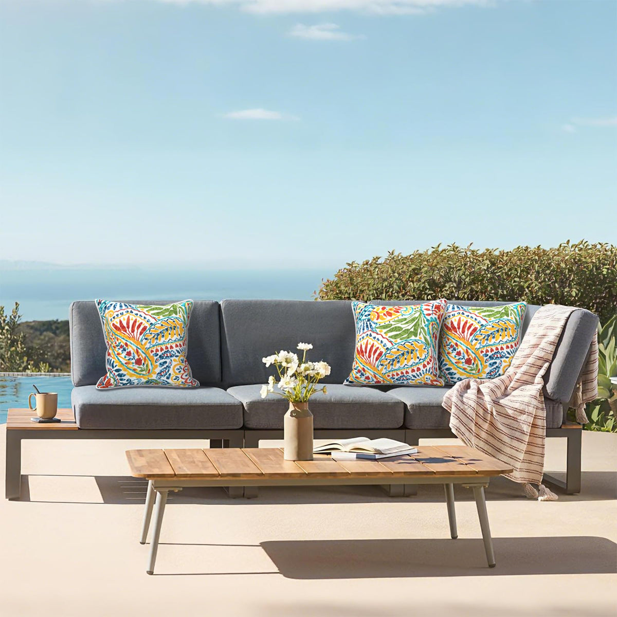 LVTXIII wipe-clean surface keeps outdoor spaces tidy.