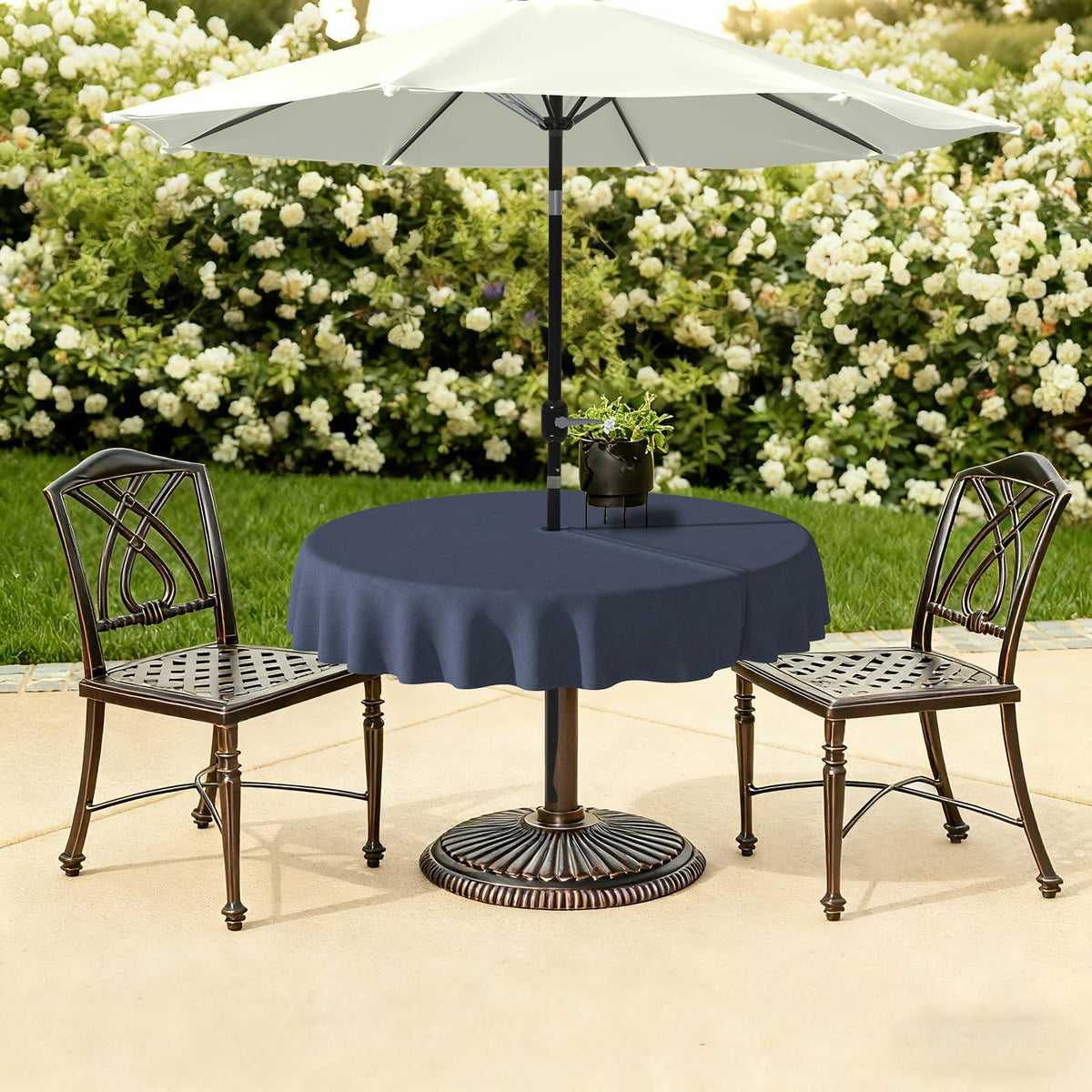 LVTXIII easy-install tablecloth with umbrella hole for simple setup.