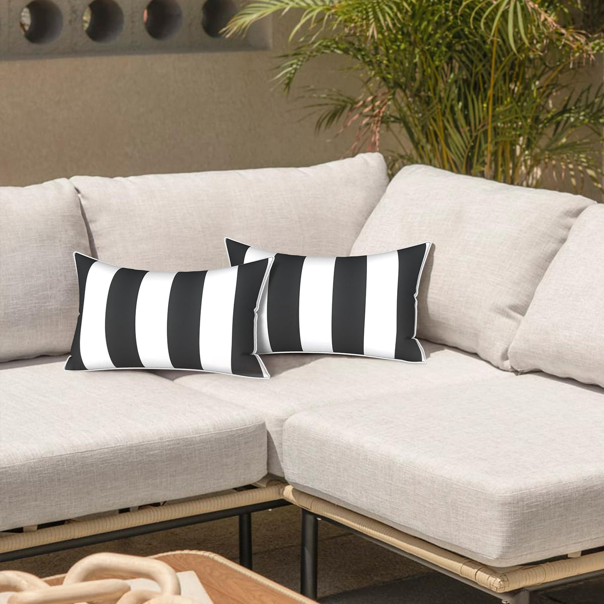 LVTXIII weatherproof fabric protects from splashes and color fading.