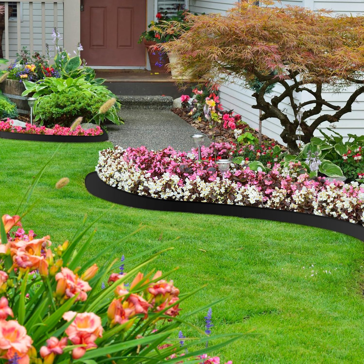 LXS 4-inch high edging defines a crisp boundary between lawn and bed.