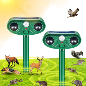 Lycxbfjia solar animal repellent demonstrates solar panel efficiency for wildlife deterrence.