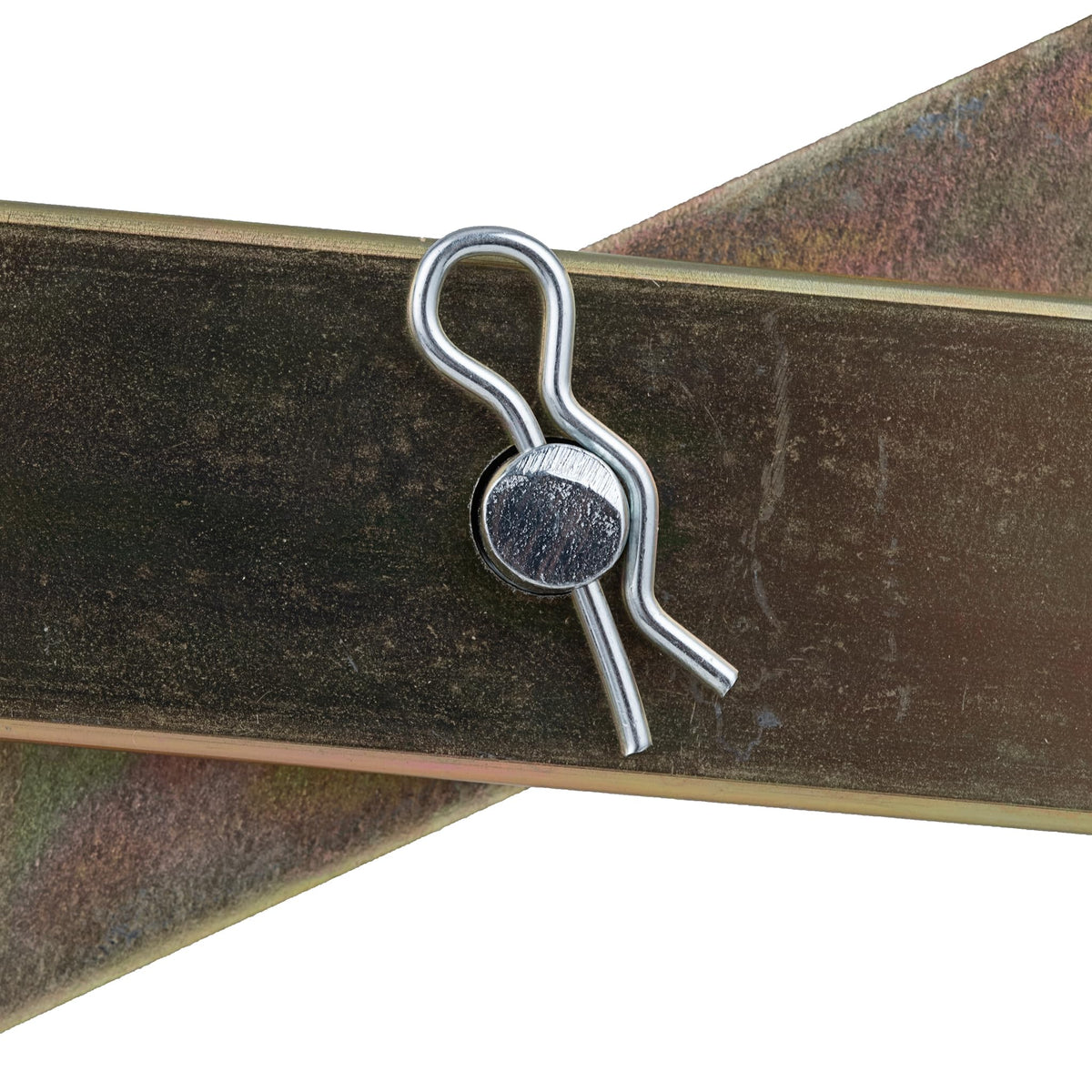 Maasdam Fence Stretch'R 8060 self-locking action simplifies two-handed tie-offs.
