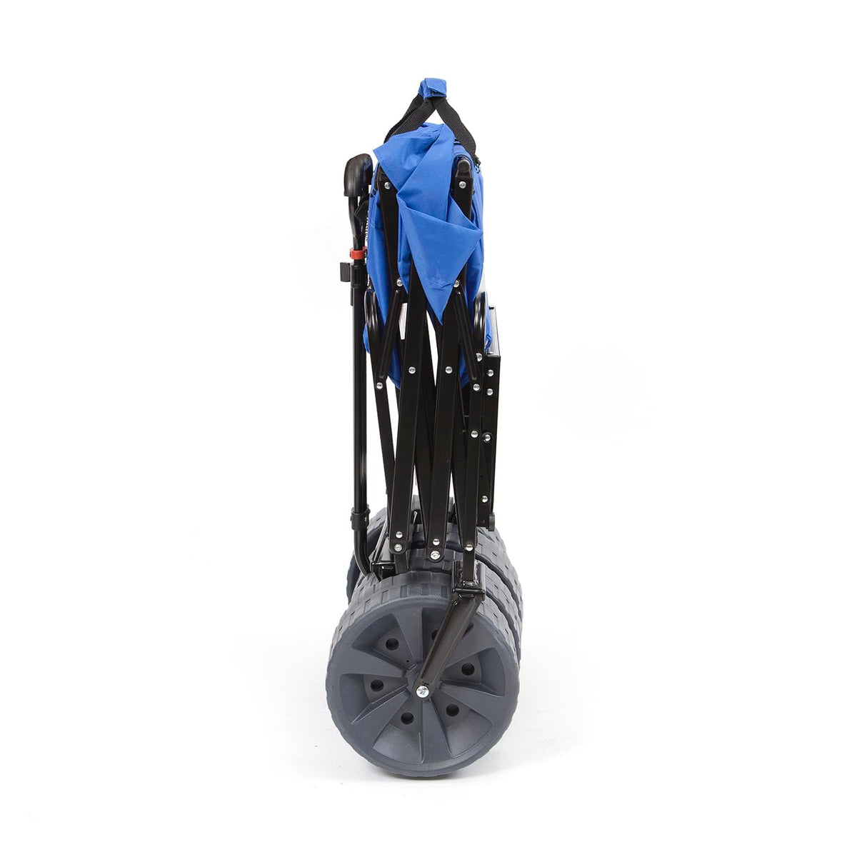 MacSports All Terrain Wagon side table and mesh pockets for organization