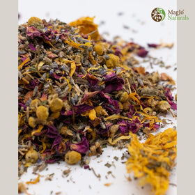 MagJo coop aromatic blend enhances nesting area atmosphere.