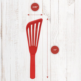 Maine Man spatula with slotted design drains oil for clean serving.