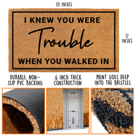 Close-up of MAINEVENT I Knew Your Were Trouble coir texture
