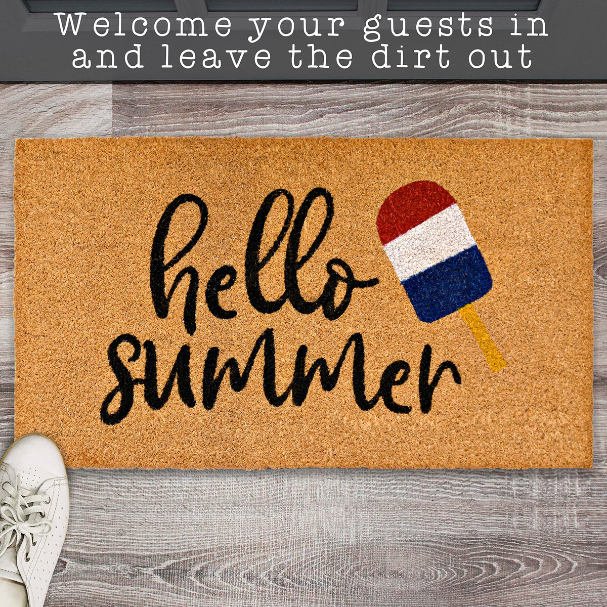 MAINEVENT USA-designed door rug adds cheerful vibe to entryways.
