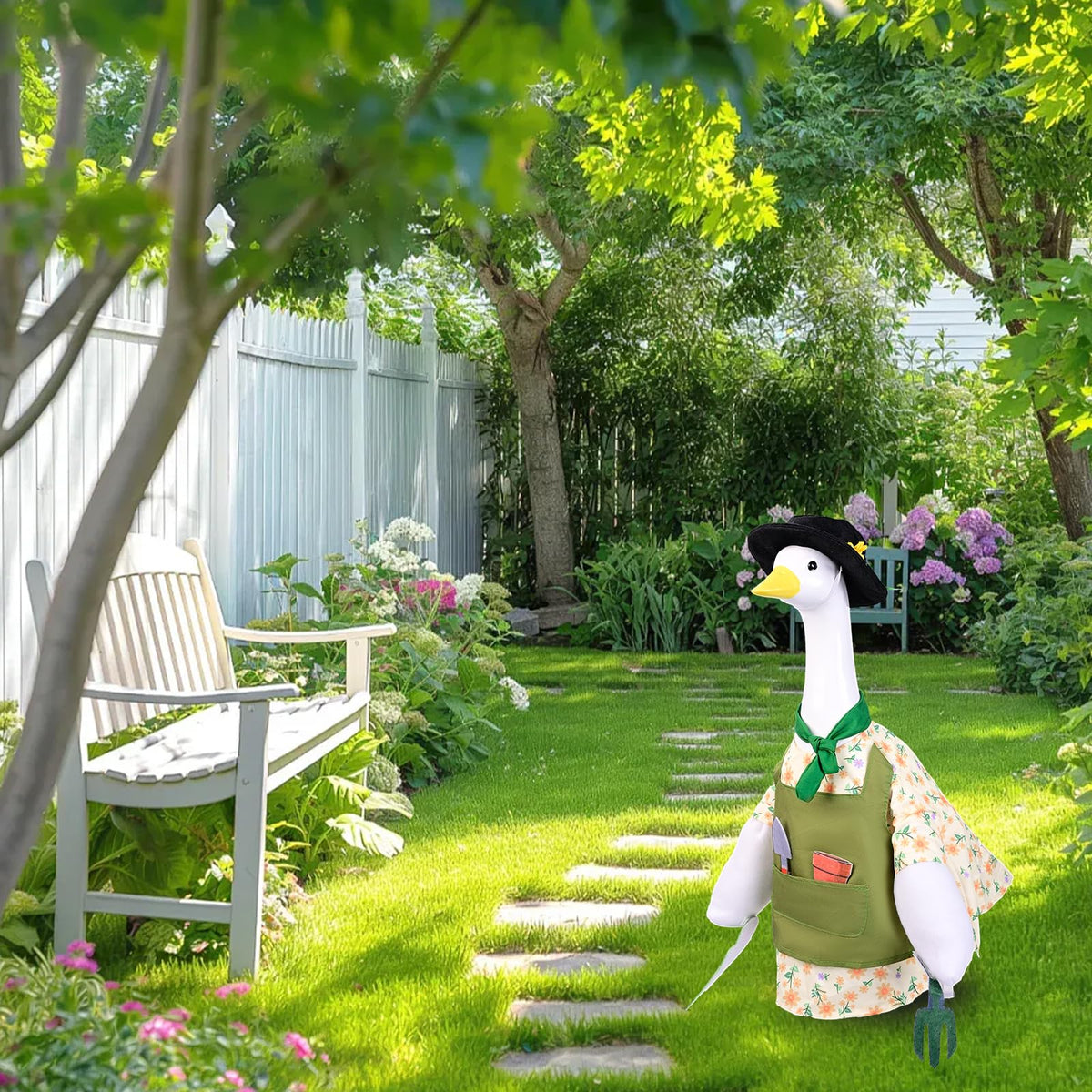 Maiwoste Gardener Goose Outfit features removable felt tools for customization.