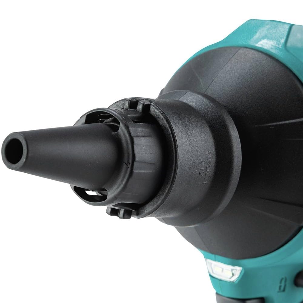 Makita XSA01Z five nozzles included for versatile applications