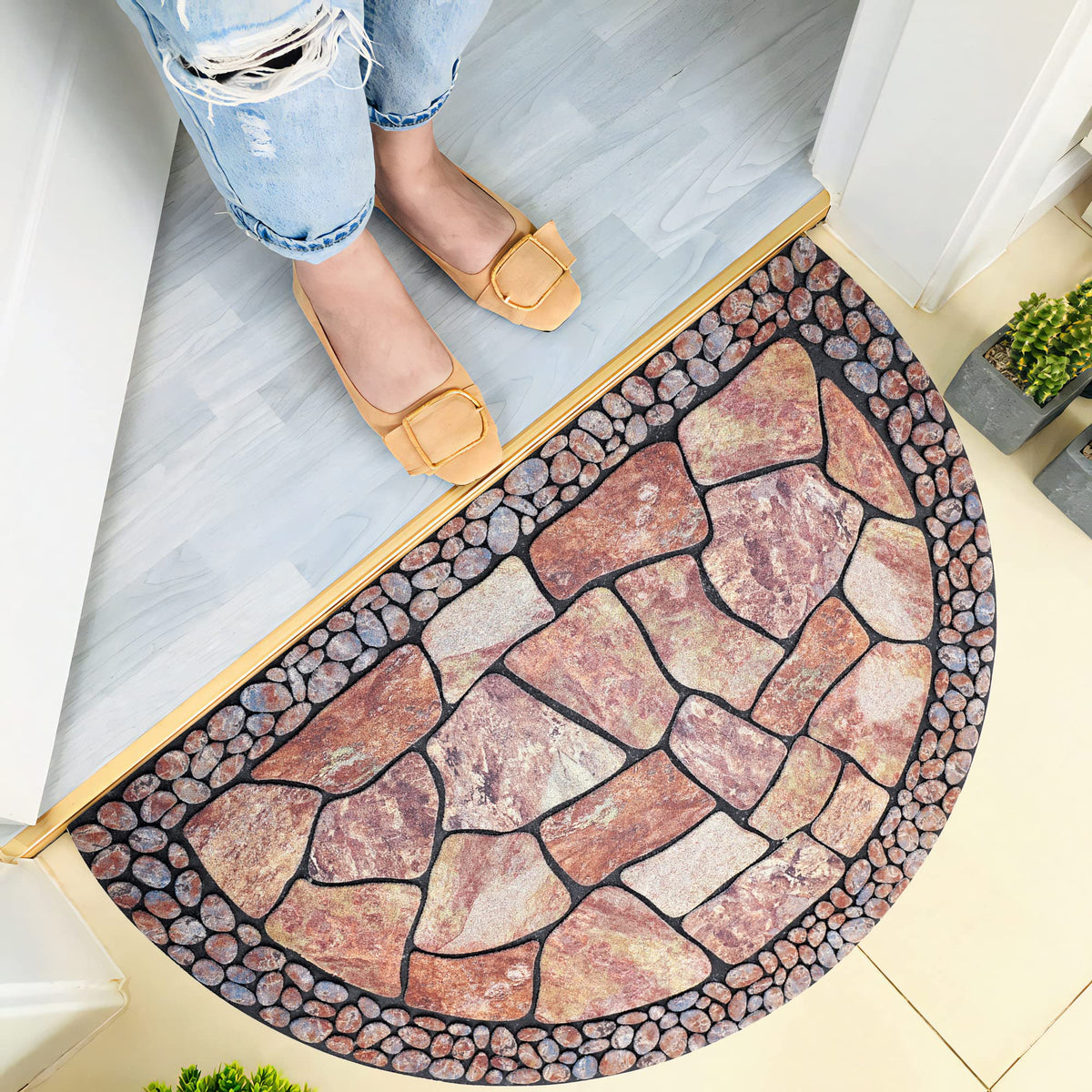 MANO versatile indoor-outdoor mat suits entrances and garage doors.