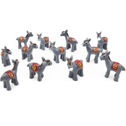MAOMIA donkey figurine cake topper close-up for charming cupcakes