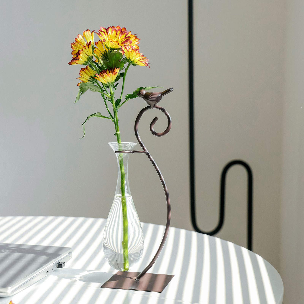 Marbrasse planter makes a thoughtful gift for home or office.
