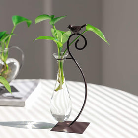 Marbrasse planter with succulent, stylish and low-maintenance.