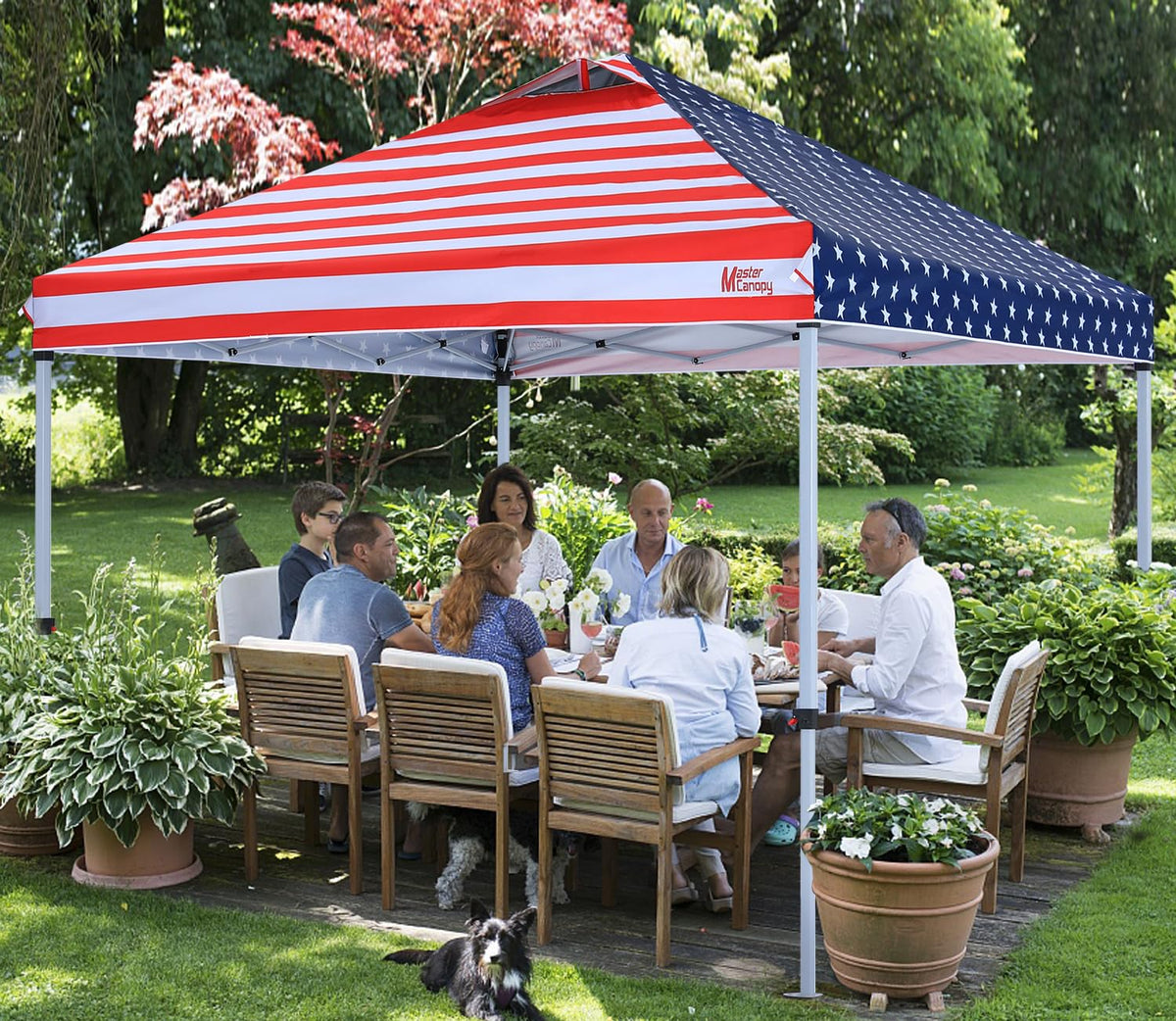 MASTERCANOPY ready to use at craft fairs, beaches, picnics, and outdoor markets.