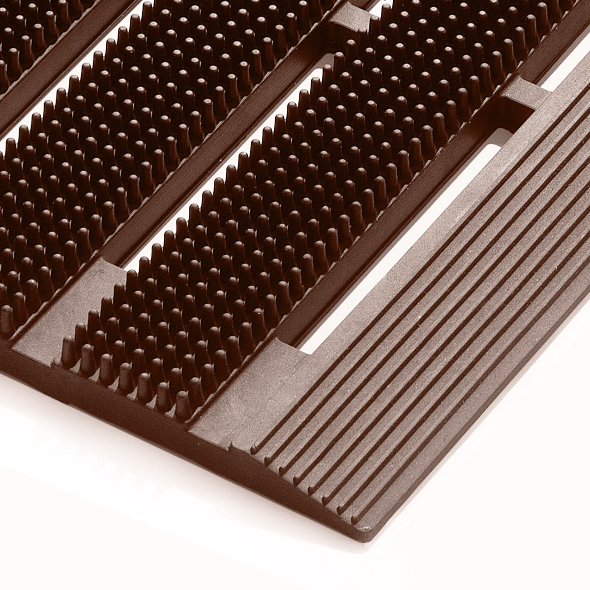 MATALL waterproof outdoor door mat with water-shedding performance for rain-prone entryways.