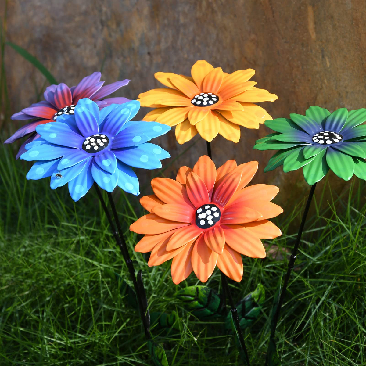 Matlern metal flower stake with reinforced stem for stable display.