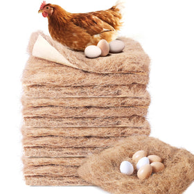 Matutinus nesting pads 13x13 in coop promotes clean, organized nesting.