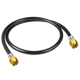 MCAMPAS weather-resistant hose stands up to rain and shine during outdoor use.