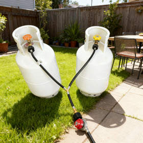 MCAMPAS inlet and outlet connectors show compatibility with 5–40 lb tanks