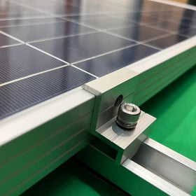 MCOOH rubber pad seal improves grip and weather sealing during installation.