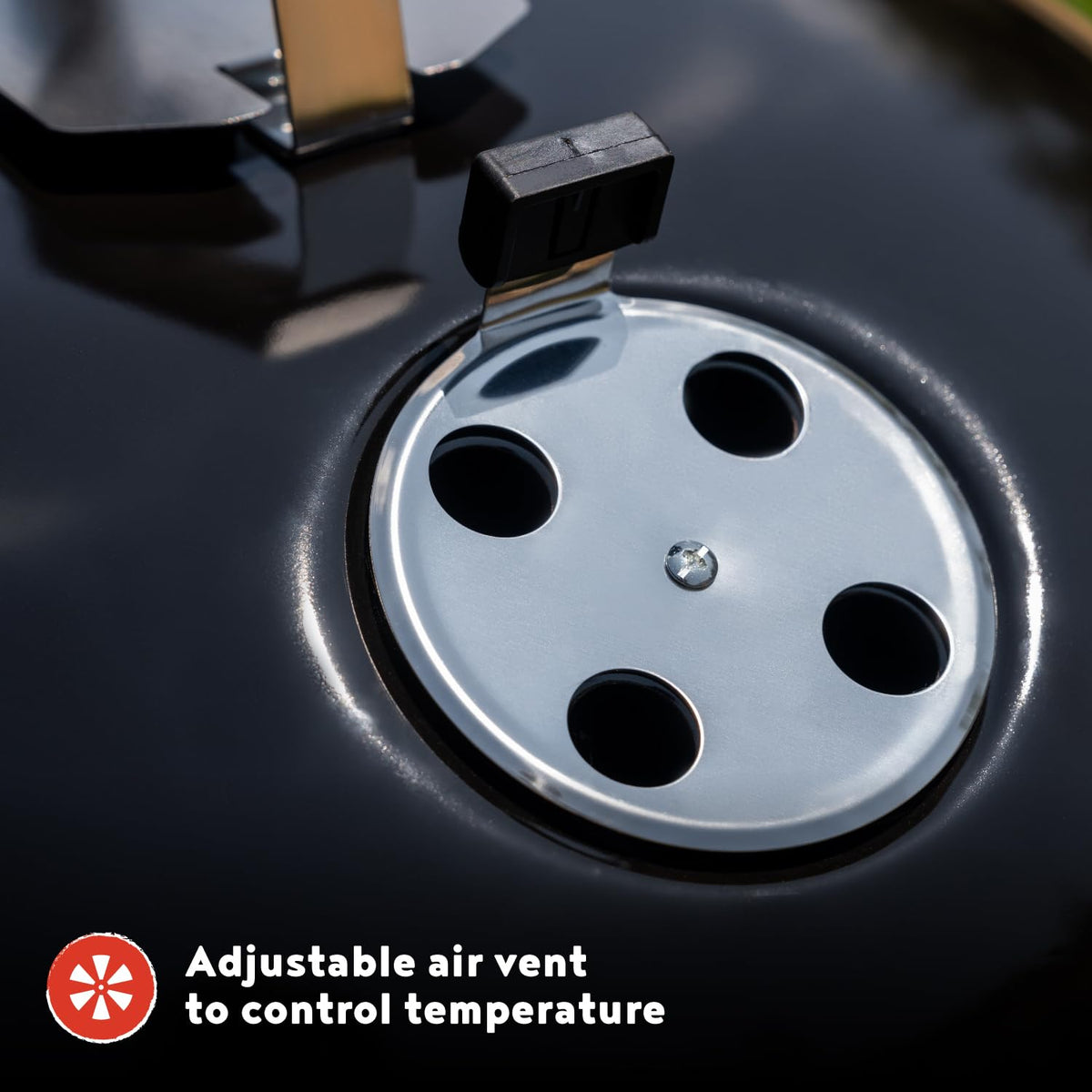 Megamaster adjustable air damper demonstrating precise heat control for even cooking.