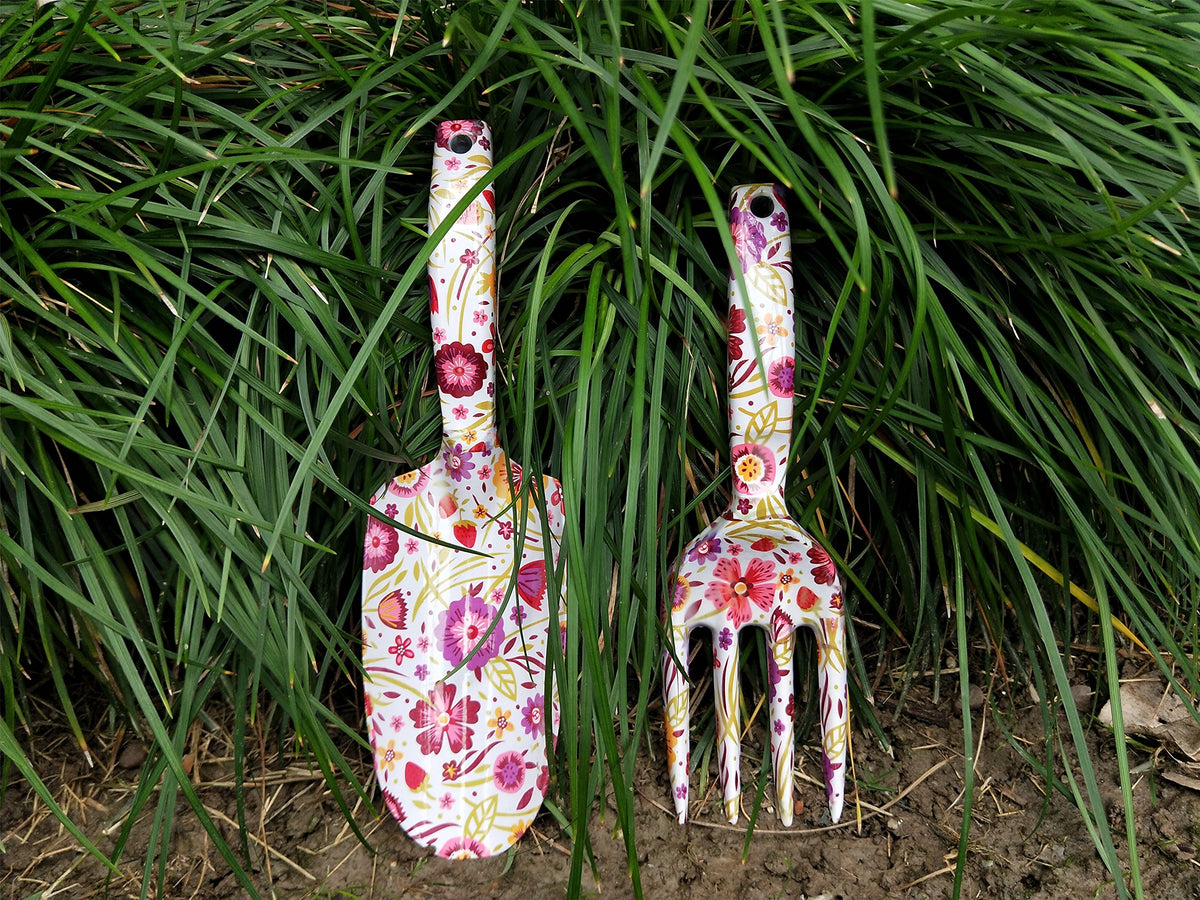 Megawodar aluminium garden tools highlight lightweight strength for daily tasks.
