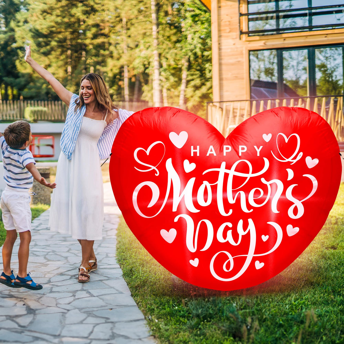 Melisheer Mother’s Day heart inflatable at night with illumination