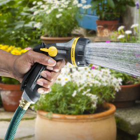 RelaxGrip handle shown for comfortable watering with reduced wrist strain.