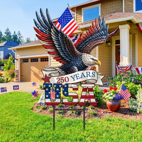 Memorywuu lawn decor ready for 4th of July parades and events.